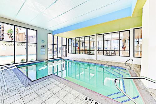 Suntide III Condos VI