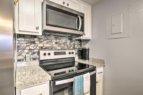 Apartamento Sunny Pool-view Condo On South Padre Island!