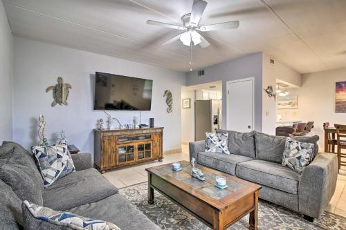 Apartamento Sunny Pool-view Condo On South Padre Island!