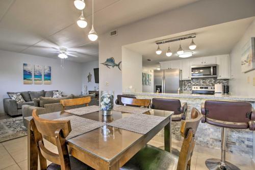 Apartamento Sunny Pool-view Condo On South Padre Island!