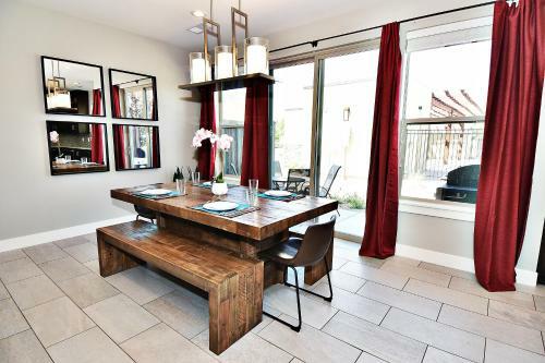 Pet Friendly, Flexible 96 Hour Cancellation, Free Bikes, Poolside Home - Entrada 425
