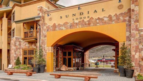 Sundial B304 Home