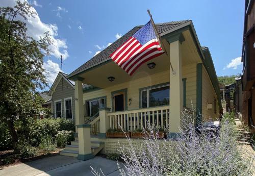 Coopers Collection 50 - Woodside Getaway