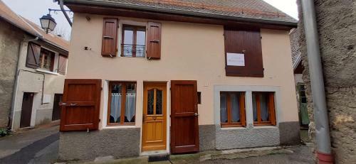G�te Les Dames - Mens