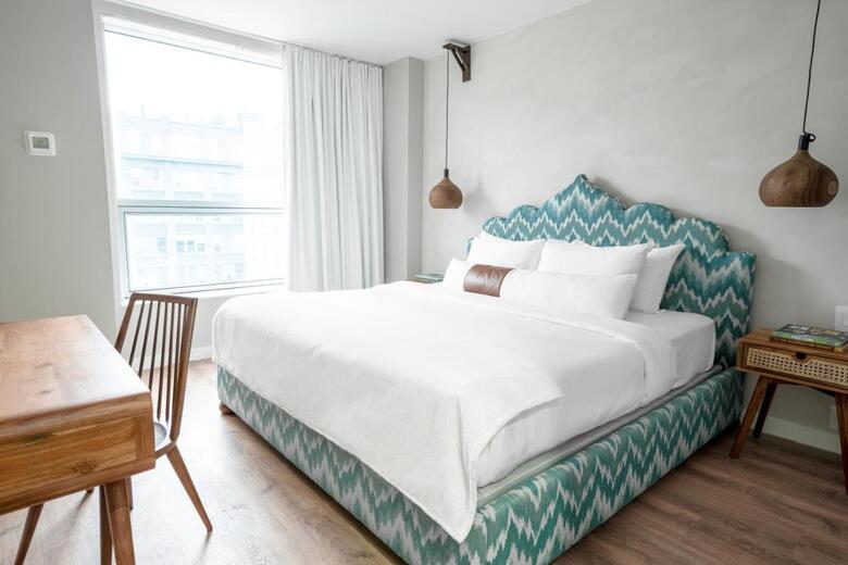 Mccarren Hotel & Pool, Chelsea Hotels
