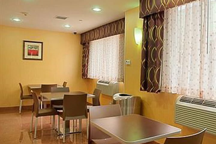 Best Western Plus Arena Hotel