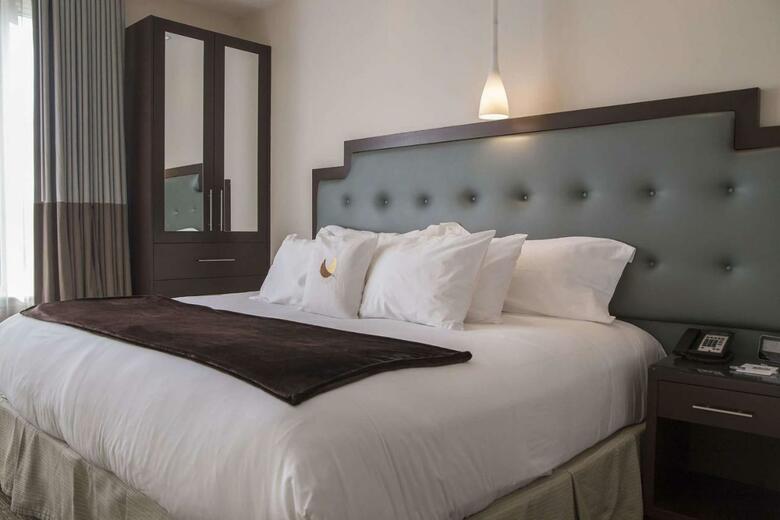 Condor Hotel Brooklyn