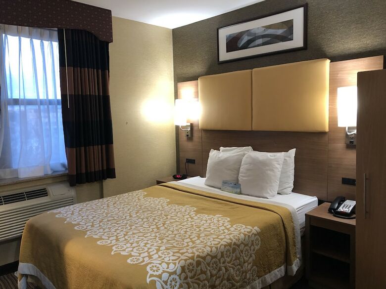 Hotel Days Inn Brooklyn