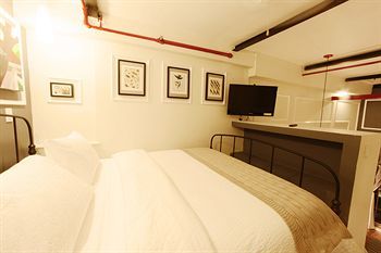 The Box House Hotel
