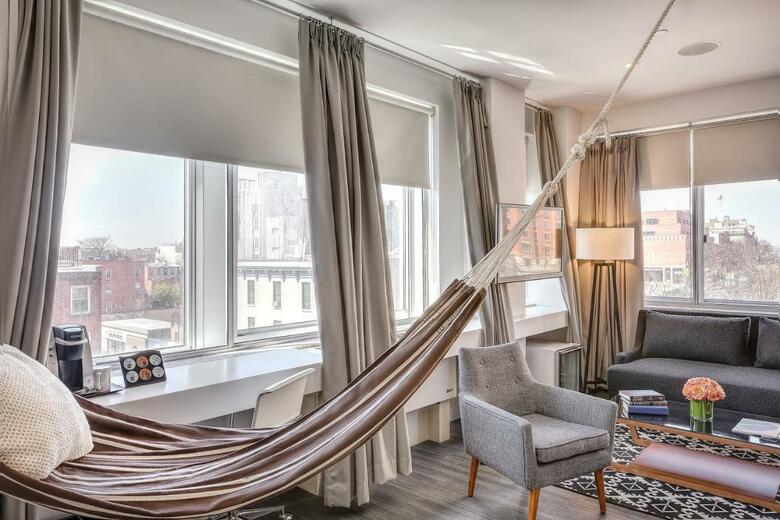Nu Hotel
