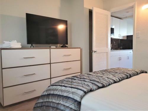 Motel Esplanade Suites