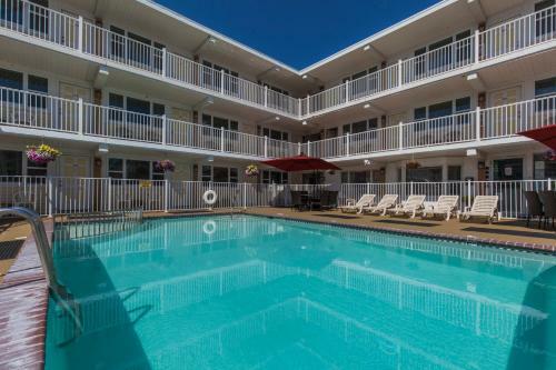 Motel Esplanade Suites