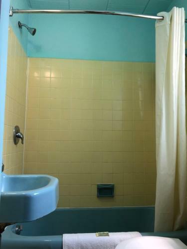 Monaco Motel - Wildwood