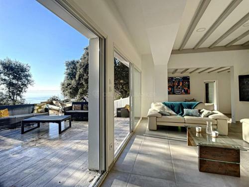 Villa Front De Mer, Plage Des Nonnes