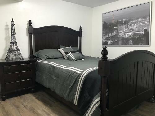Apartamento Blue Spruce On Main - Convenient Location - 4bd Remodeled