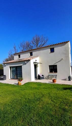 Villa Sandrine 4 Pieces 6 Personnes Proche Aix En