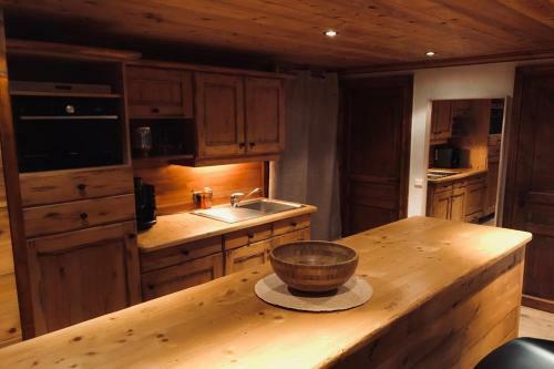 Apartamento Chic And Cosy Apt With Balcony In Megeve