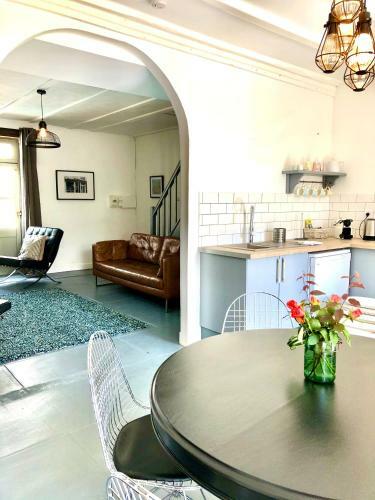 Maison Hirondelles G�tes