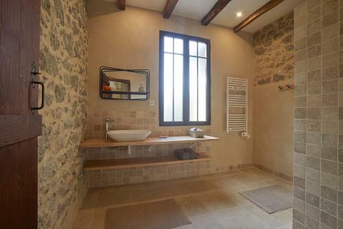 Manor House La Tour D'arm�ne
