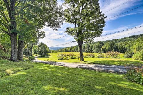Lovely Brookfield Home With Private Deck And Views