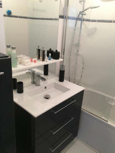 Apartamento 2 Pi�ces - Quartier Calme - Parking Gratuit