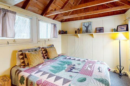 Autumn Mountain Cabin #19