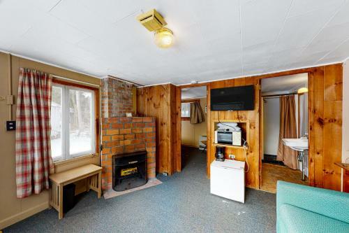 Autumn Mountain Cabin #18