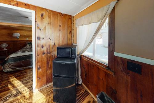 Autumn Mountain Cabin #3