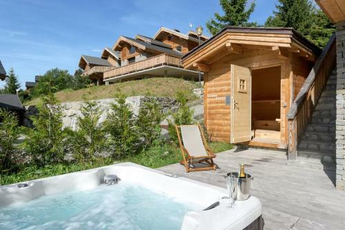 Chalet Zebra