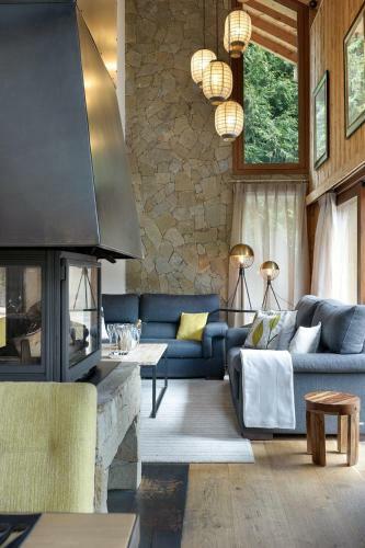 Chalet Zebra