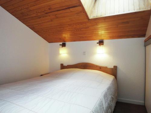 Comfortable Apartment Located In Meribel With Balcony