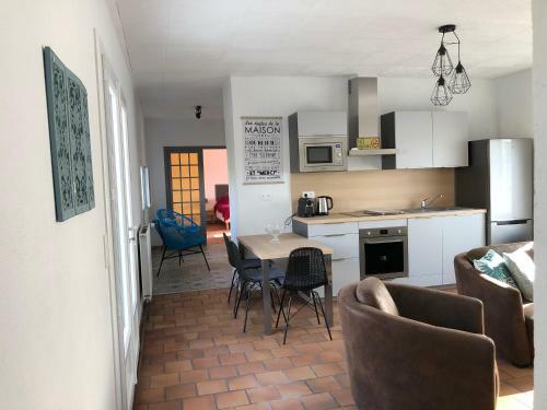 Gites De Charme � Milly-la-for�t