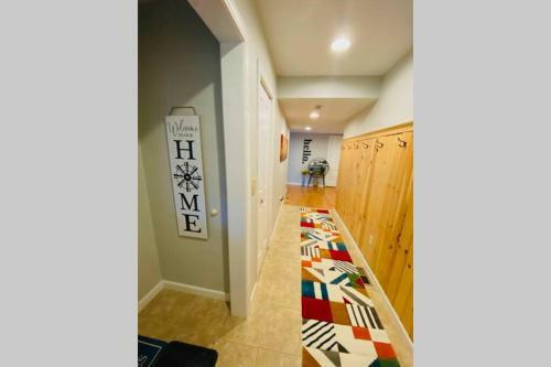 Stunning Lake Front! Modern+chic+cosy Pet Friendly