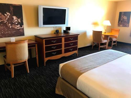 Gold Strike Hotel & Casino