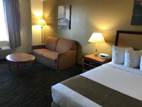 Gold Strike Hotel & Casino