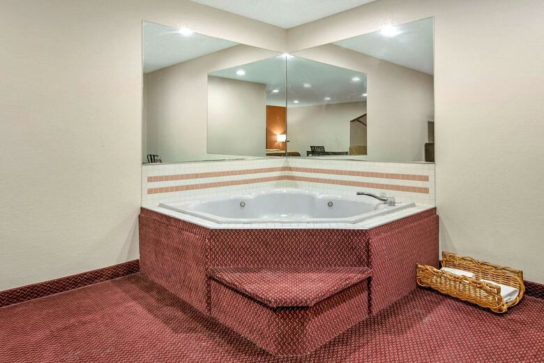 Hotel Rodeway Inn Coopersville