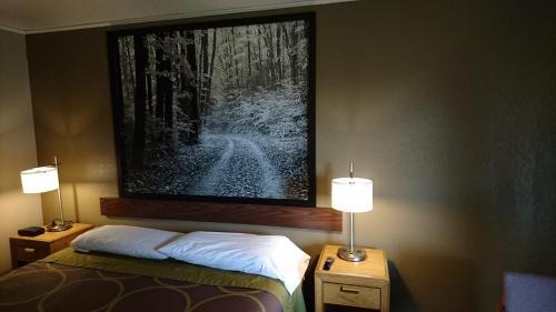 Motel Burton Inn And Suites