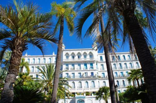 L'orient Palace Apartments