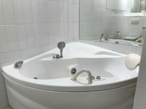 Apartamento T2 45m Front De Mer Climatisation Jacuzzi