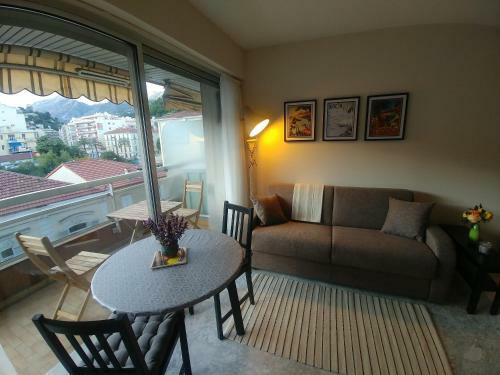Apartamento Studio Avec Parking Priv� Au C?ur De La Ville