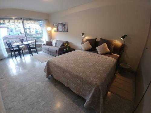 Apartamento Studio Avec Parking Priv� Au C?ur De La Ville