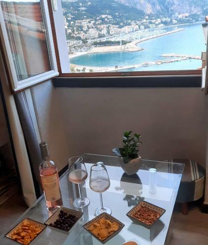Apartamento Menton, Centre Historique, Vue Mer