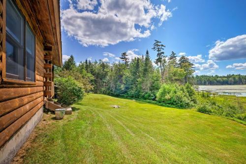 Jacksonville Cabin With Wraparound Deck And Views