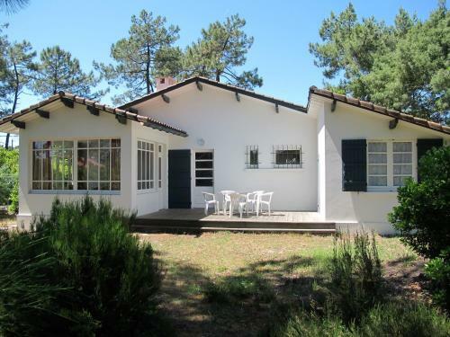 Holiday Home Les Bruy�res