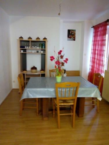Apartamento Apparemment F3 Centre de Mirecourt