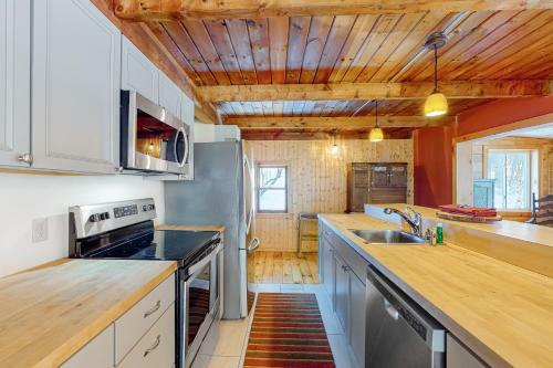 Mountain Spring Cottage