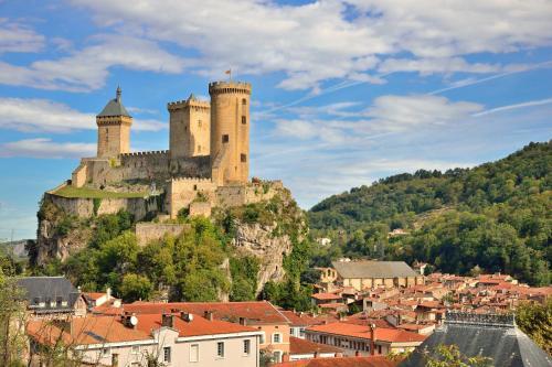Hameau de Montcabirol - Pyr�n�es