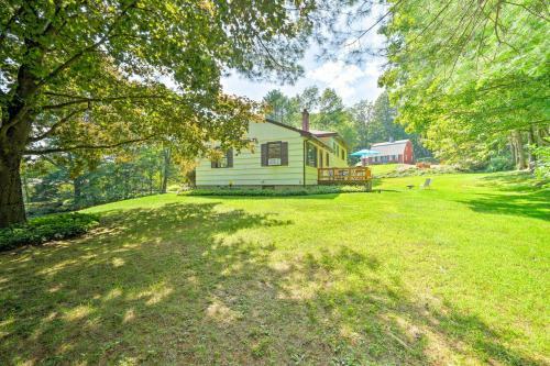 Nostalgic Vermont Escape In Manchester Center