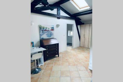 Entire House Mirepoix Centre. Light And Spacious