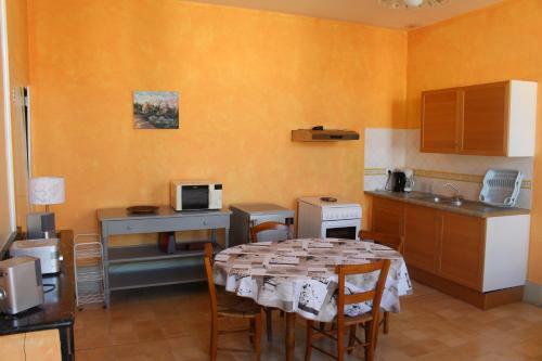 Hostal Gites De Mirepoix "le Presbyt�re"